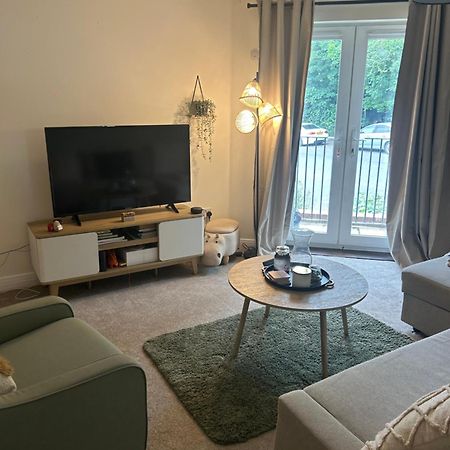 Apartament Beautiful 1 Bed In Wycombe High Wycombe Zewnętrze zdjęcie